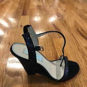 Betsy Johnson dress espadrille wedged